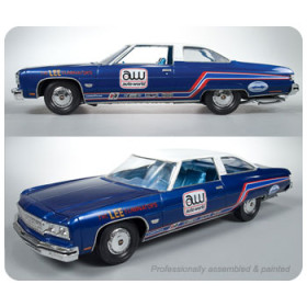 MPC Model plastikowy - 1976 Chevy Caprice z przyczepą 1/25