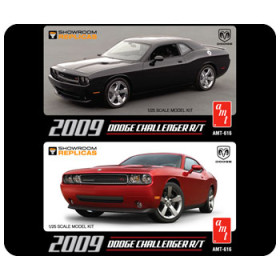 AMT Model plastikowy - 2009 Dodge Challenger R/T 1/25