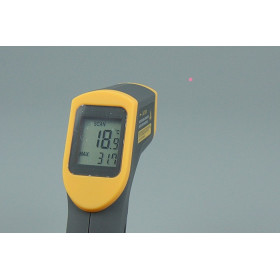 BSD RACING Miernik temperatury / Termometr na podczerwień