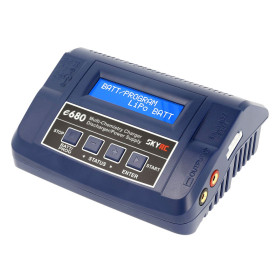 SKYRC Ładowarka e680 8A 80W 12V/230V