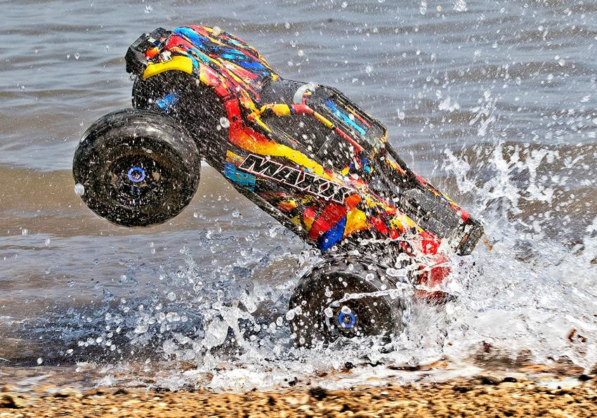 TRAXXAS Maxx 4WD VXL 4S 1/10 + TSM (Solar Flare)