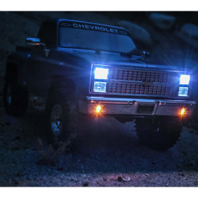 AXIAL SCX10 III Base Camp PRO-LINE 82 Chevy K10 LE 1/10 RTR