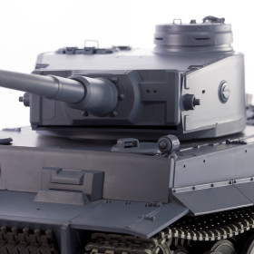 Czołg HENG LONG German Tiger I 2.4GHZ Pro Steel 1/16 V7.0 2.4GHz (działko ASG/IR/dźwięk/dym/metal)
