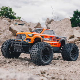 ARRMA Granite 4X2 Boost 1:10 RTR (Pomarańczowy)