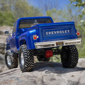 AXIAL SCX10 III Base Camp 1982 Chevy K10 1:10 4WD RTR niebieski