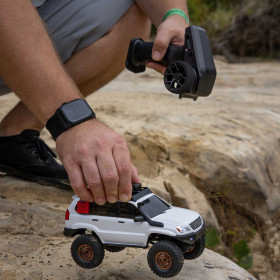 AXIAL SCX24 Lexus GX 470 1:24 4WD (Biały)