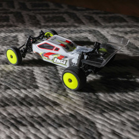 LOSI Micro-B 1:24 RTR (Biały)