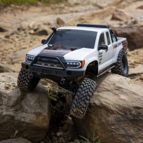AXIAL SCX10 III Base Camp 2024 4WD 1/10 RTR (biały)