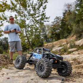 AXIAL Capra 4WS 1:18 4WD RTR (Niebieski)