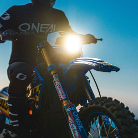 PRO-LINE Przednia owiewka z oświetleniem LED Promoto MX Enduro