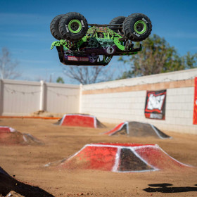 Losi LMT Monster Truck 2.0 1:8 4WD RTR Grave Digger