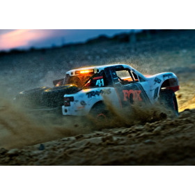 TRAXXAS Unlimited Desert Racer 4WD LED (Pomarańczowy Fox)
