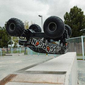 ARRMA Gorgon 4x2 MEGA 1/10 RTR (Stalowy)