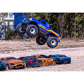 TRAXXAS Bigfoot No.8 4x4 BL-2S 1/10 Clipless + elementy EHD