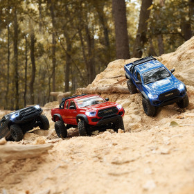 FMS Toyota Tacoma RTR 1/24 (Niebieski)
