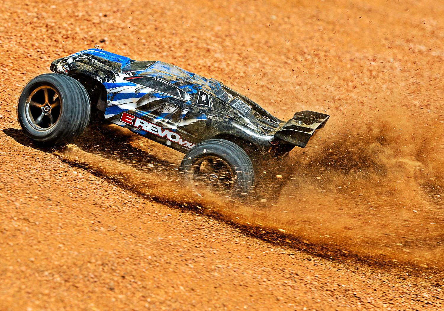 TRAXXAS E-Revo VXL 1/16 4WD Monster Truck